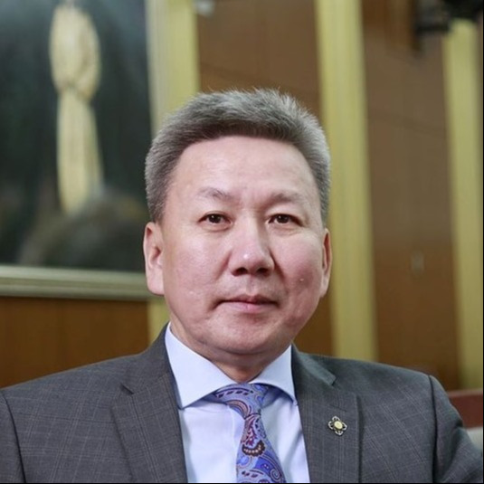 Элчин сайд Лу.Болд, Ө.Батбаяр нарыг “Сайн ажилласан“ гэж үзэн, бүрэн эрхийг нь сунгахаар болжээ